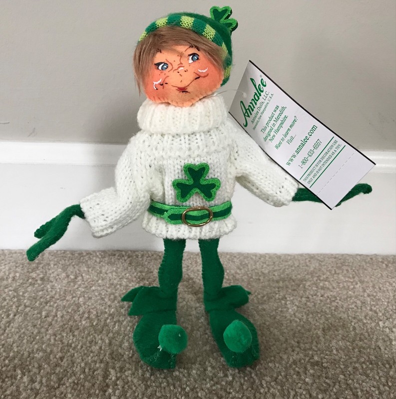 NWT Annalee 2017 Elf Shamrock Sweater St. Patrick’s Day 9” Plush Bendable Doll
