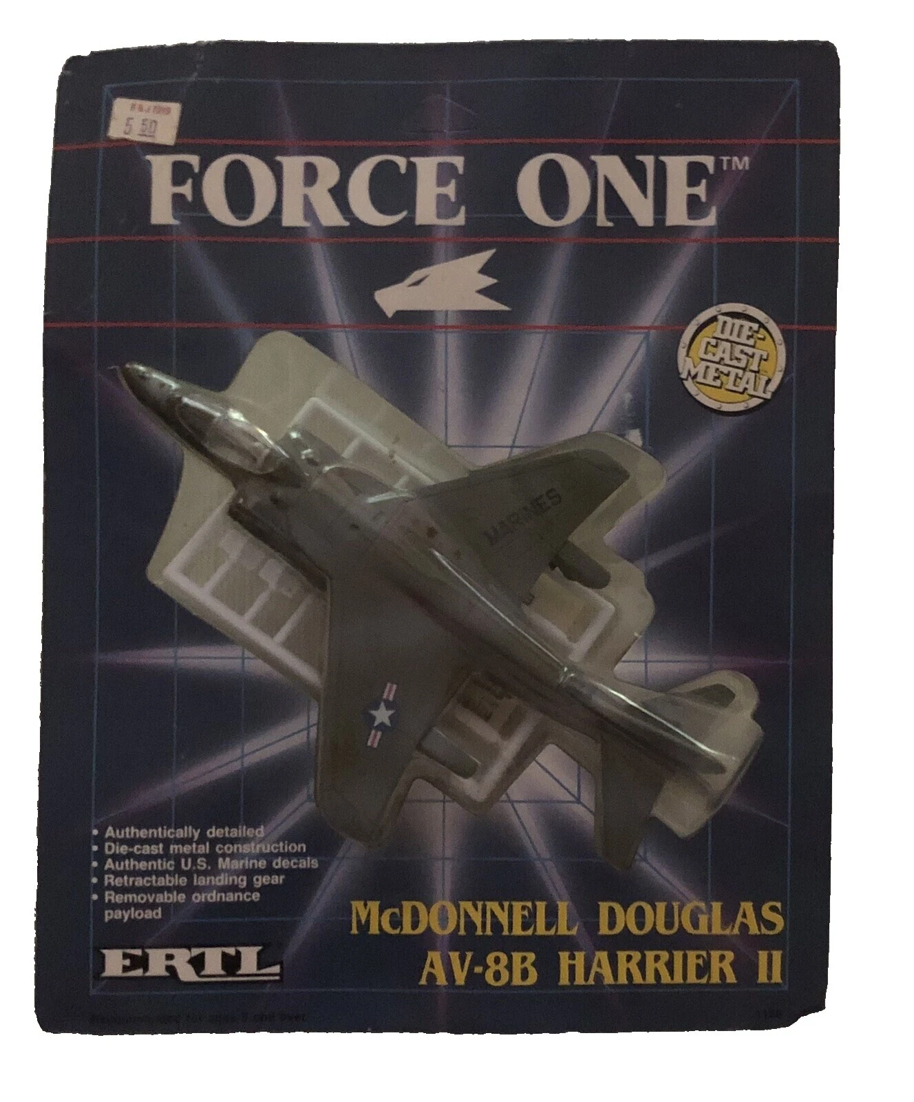 Разноцветный литой самолет и космический аппарат Ertl