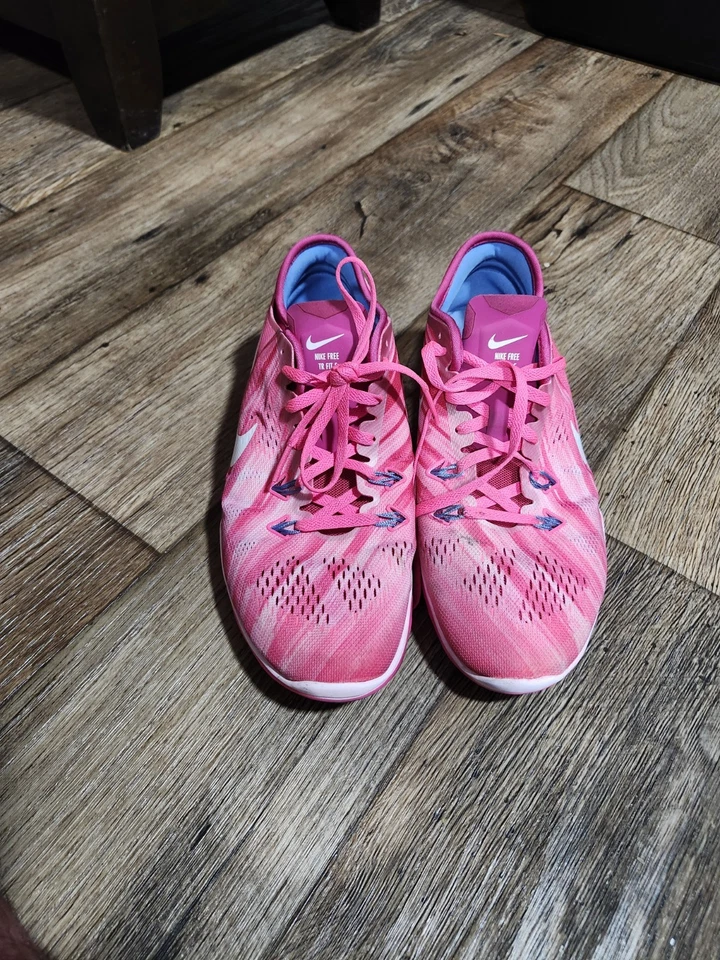 Nike Free TR FIT 5 Gimnasio Entrenamiento Zapatos Para Mujer Talla 8.5 Rosa Blanco 8 1/2 5.0 Foto 4 de 4
