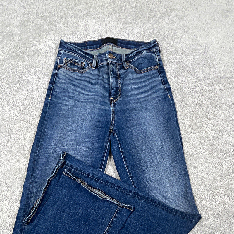 Buckle Black Women’s Bootcut Jeans Medium Wash Blue Denim Stretch Mid Rise