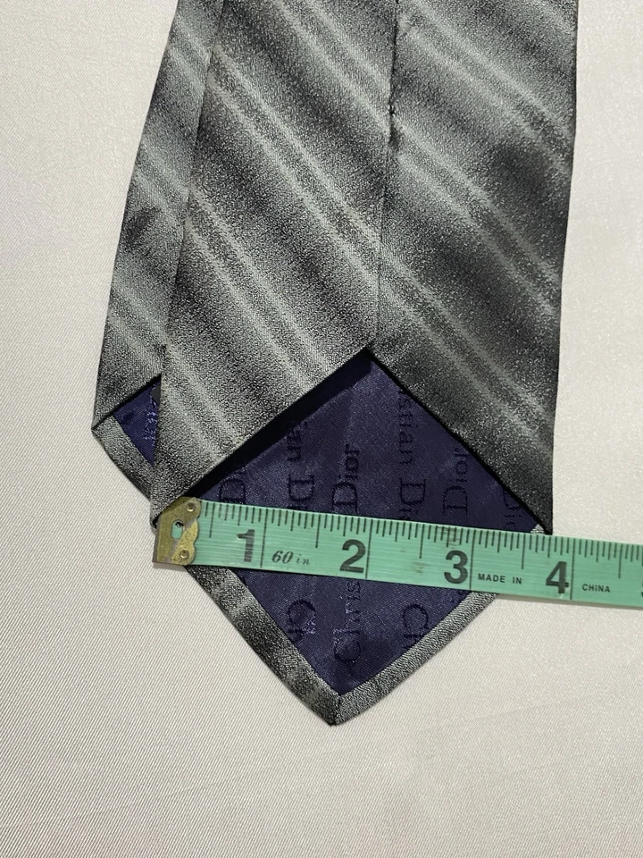 Christian Dior Made In Canada Green Striped Silk Men’s Tie  - Image 3 of 4