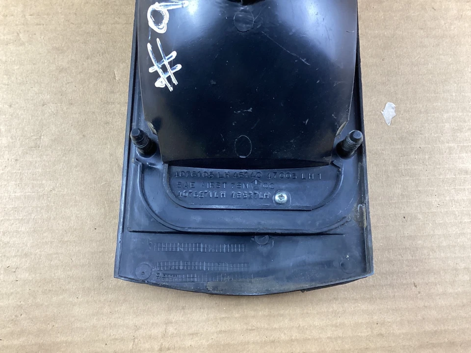 Conjunto de luz trasera izquierda del lado del conductor Dodge Aspen 1979-1980 4076105 Foto 4 de 4