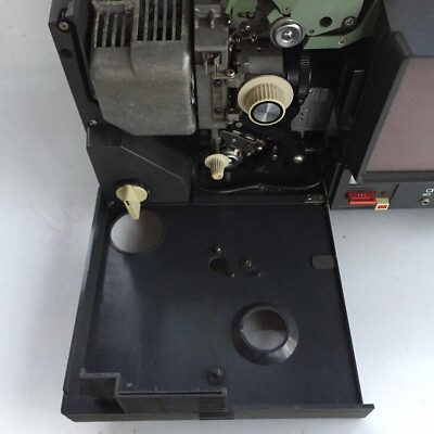 ELMO SC-18 M HiVision 2-Track Super 8mm, Sound Built In Screen