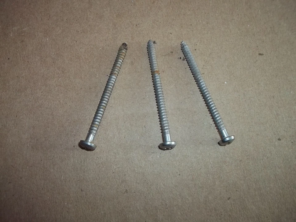 FORD LINCOLN MURCURY GALAXIE COUGAR 2 1/4" Panel de Puerta de Tirar Tornillo Molduras Foto 2 de 2