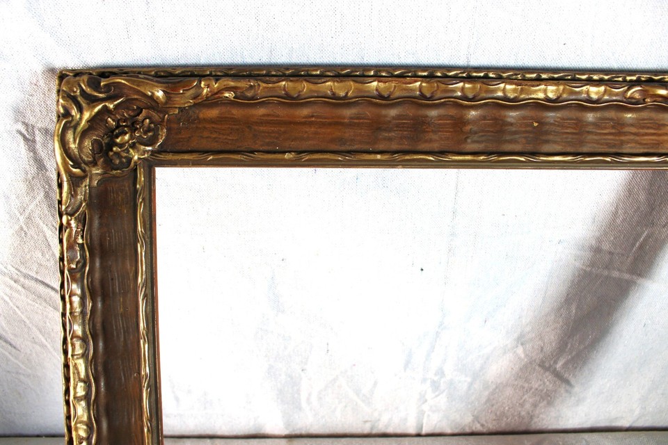 Superb antique wood fits 6 x 8 picture frame ornate gold arts crafts