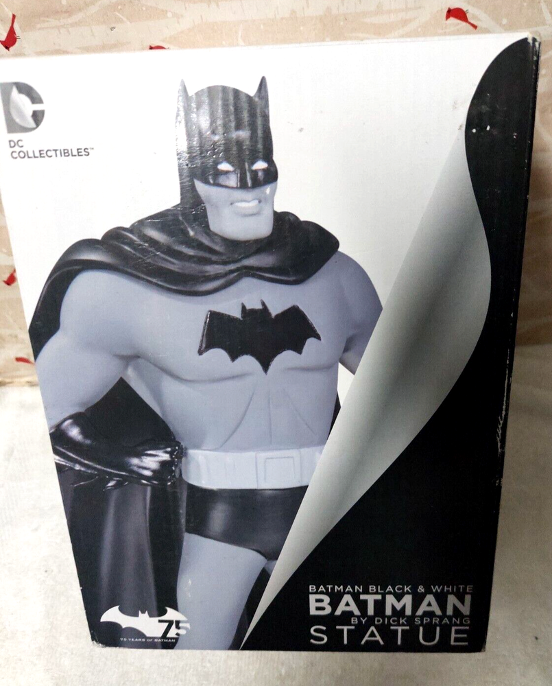 DC Collectibles Batman Black and White Statue Dick Sprang 0530/5200 open box