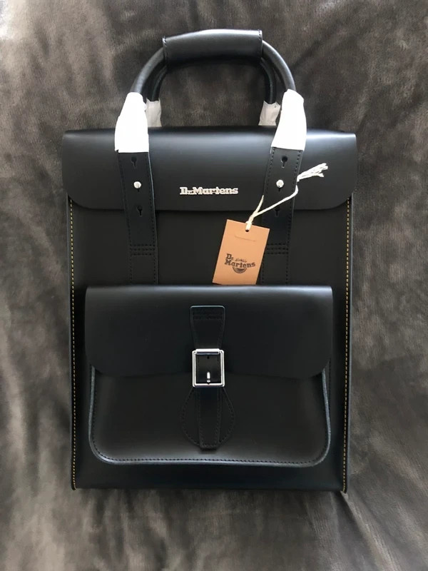 Dr. Martens zaino nero zaino kiev borsa in pelle borsa a tracolla 15"x12" (12)