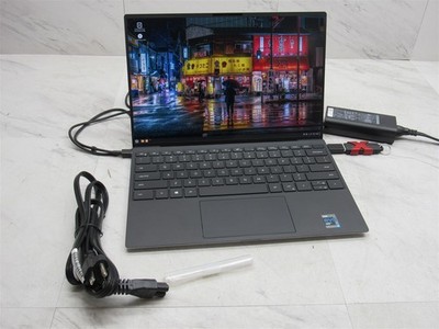 Dell XPS 13 9310 12.5'' FHD Laptop i7-1185G7 3.00 GHz 16 GB with Adapter