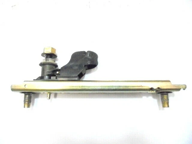 Ajuste de altura del cinturón de seguridad delantero Mercury Grand Marquis 1992-1994 - conductor Foto 2 de 4