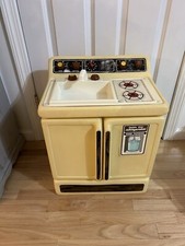 Vintage Little Tikes Kitchen Stove Oven Refrigerator