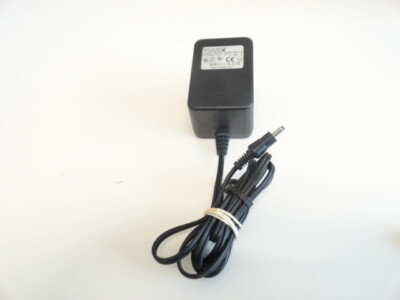 ZZ6: ITE AC Adapter AW-08-05U Power Supply Wall Charger