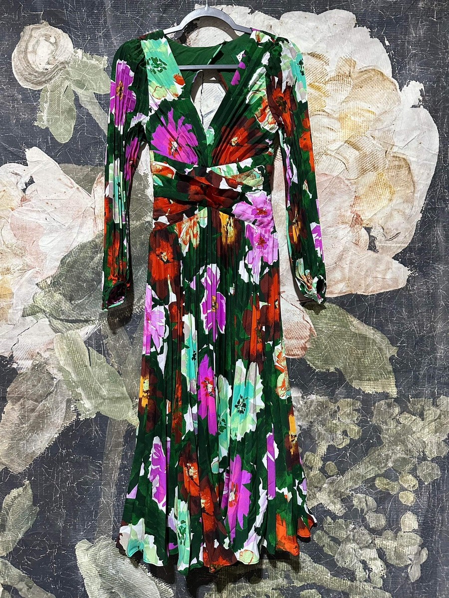 New Anthropologie By Anthropologie Pleated V-Neck Dress Size 0 | eBay New Anthropologie By Anthropologie Pleated V-Neck Dress Size 0 | eBay