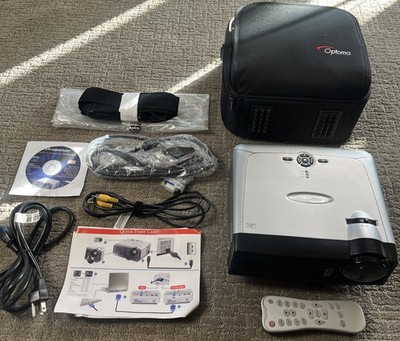 Optoma DX605R DLP Portable Projector Excellent New Complete!