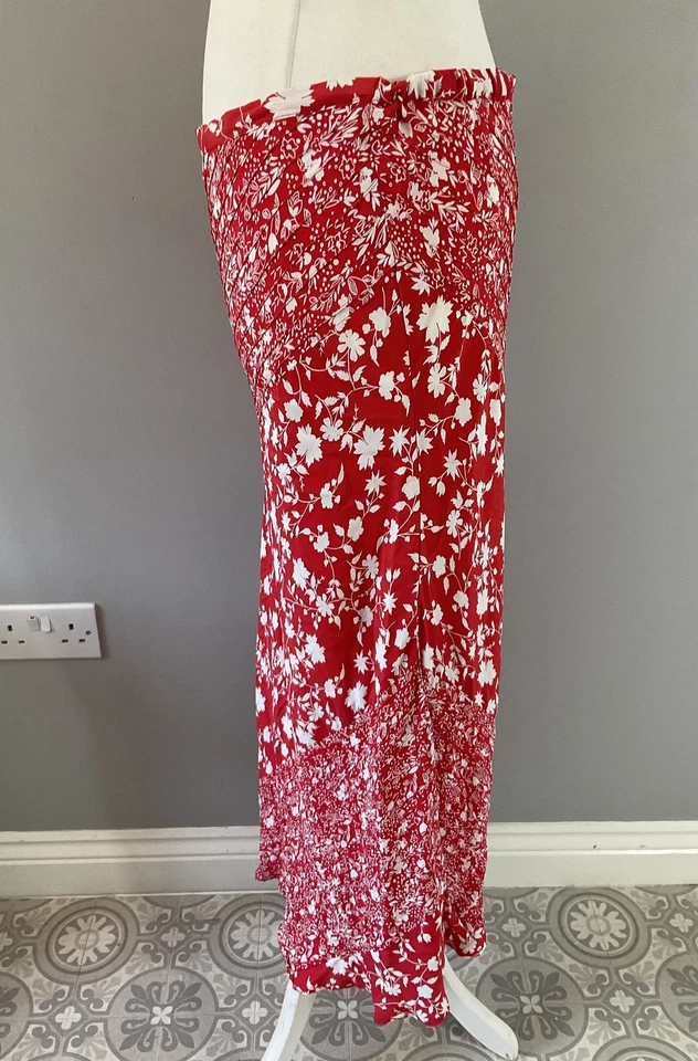 Dash red white floral 100% viscose panelled pullover long midi skirt UK 14 - Image 2 of 4