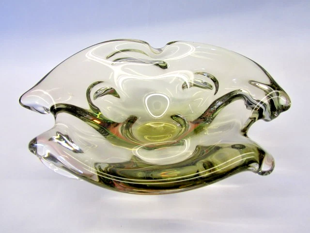 Glasschale Josef Hospodka Glaswerke Chribská Böhmen Sommerso Überfang Glas grün - Bild 2 von 4