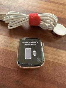 Apple Watch Series 7 – Stainless Steel – GPS + Cellular - 41 mm - CHIPPED CORNER