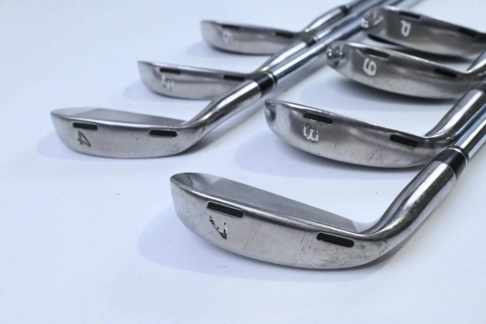 Nike CCI Irons / 4-PW / Regular Flex Dynamic Gold Shafts - Image 4 of 4