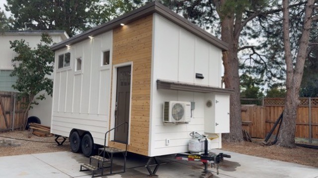 Tiny House on Wheels 8.5X20