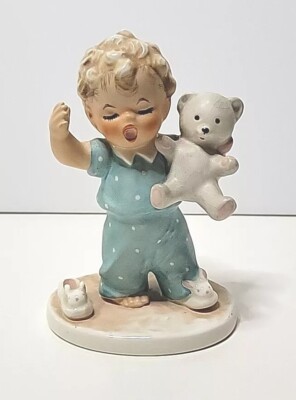 Vintage Goebel 1960-1972  Stylized Bee  by Charlot  Sleepyhead #BYJ11 