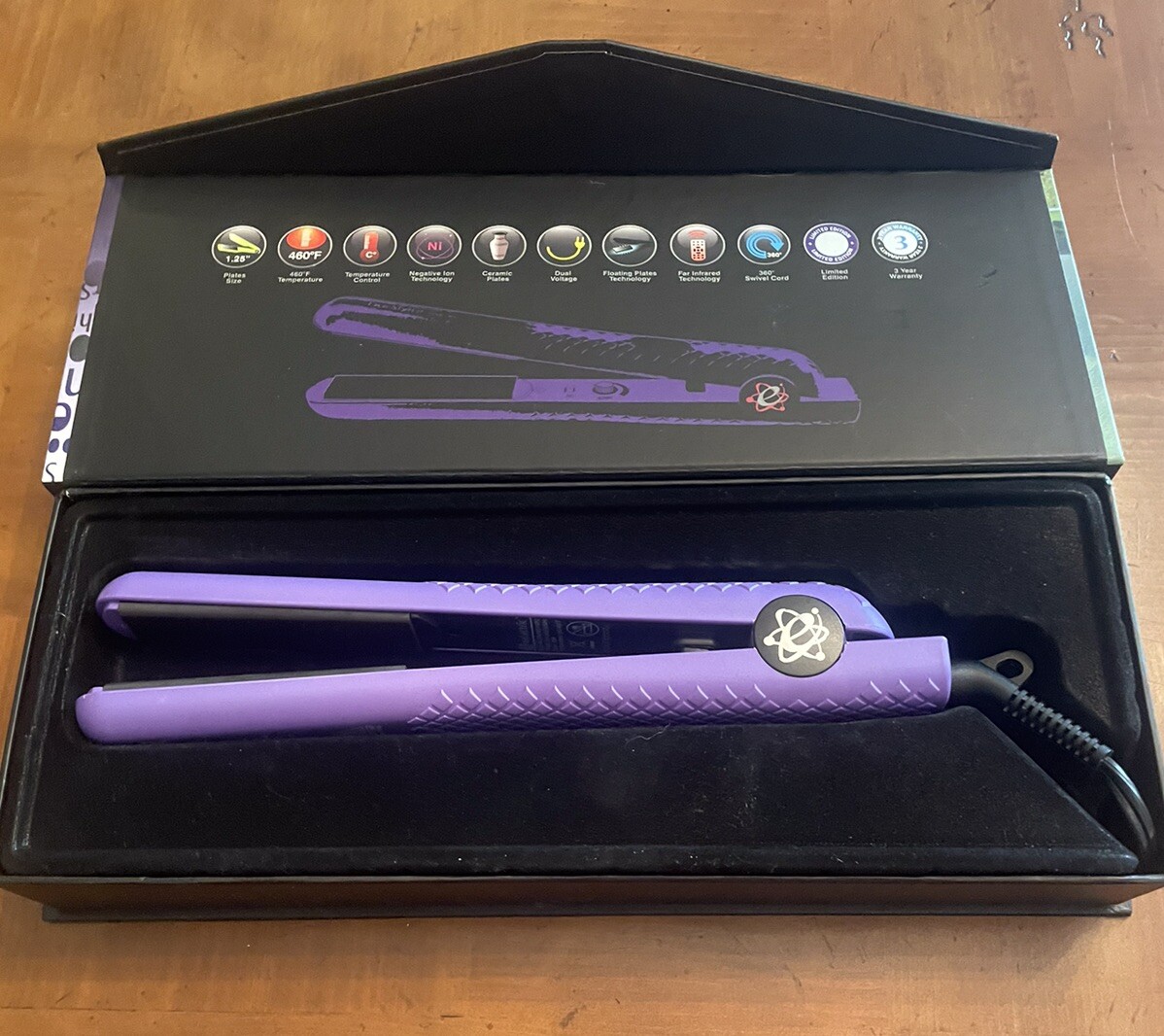 The New Evolution CFS-8 Valelectric Flat Iron Deep Purple  display picture 2