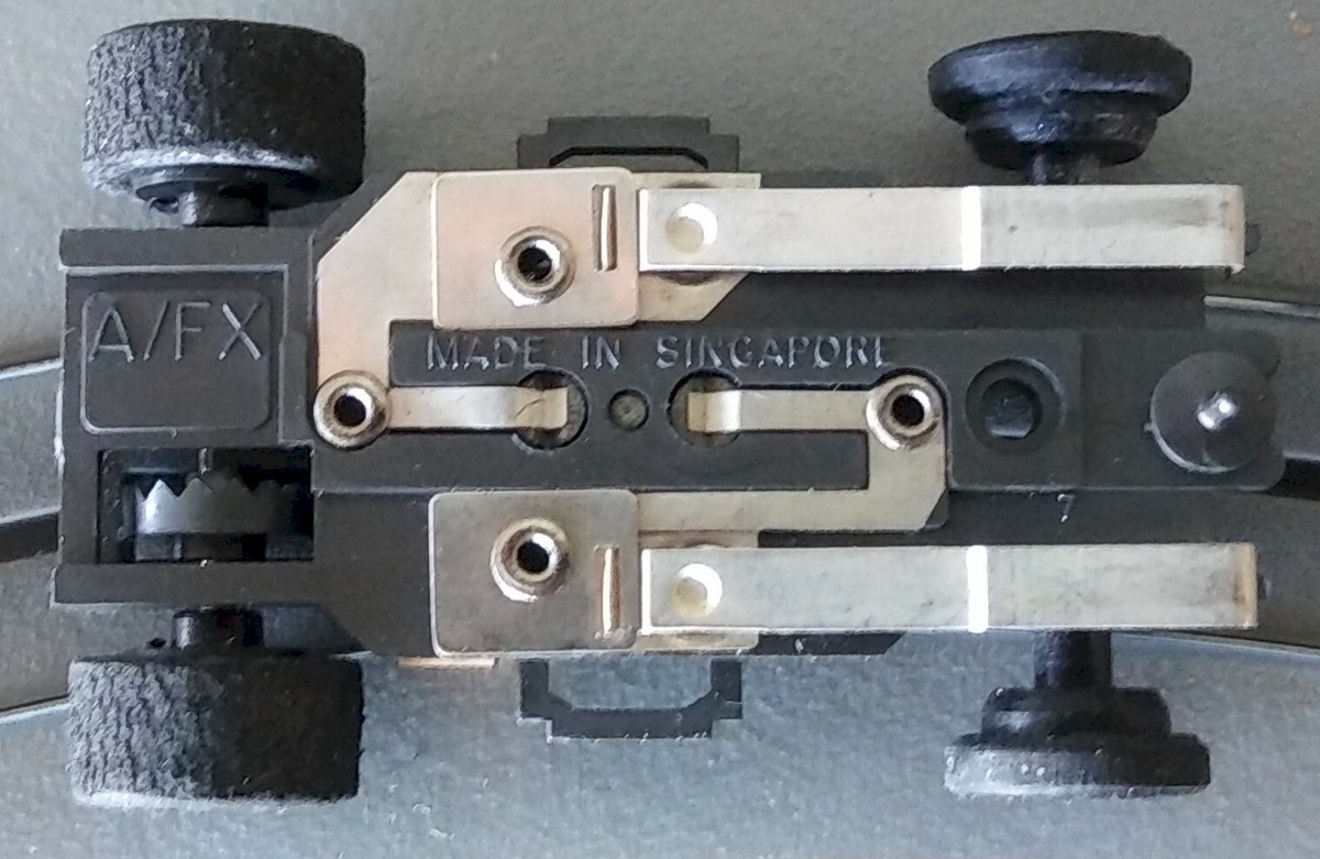 AURORA 1st Gen AFX MEAN Green Armature NON MagnaTraction NOS HO