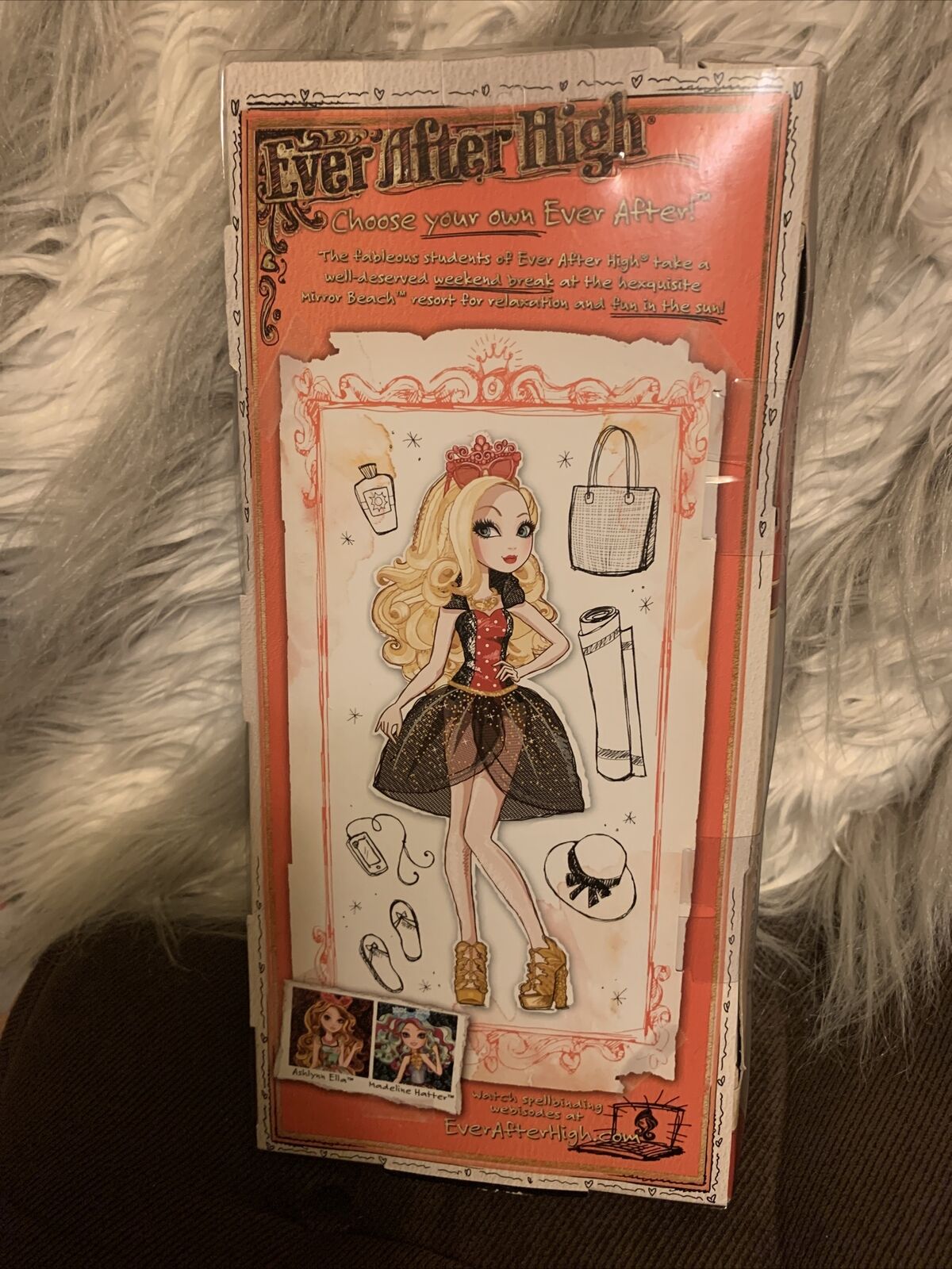 Ever After High APPLE WHITE MIRROR BEACH DOLL MATTEL Retired Snow White  Daughter