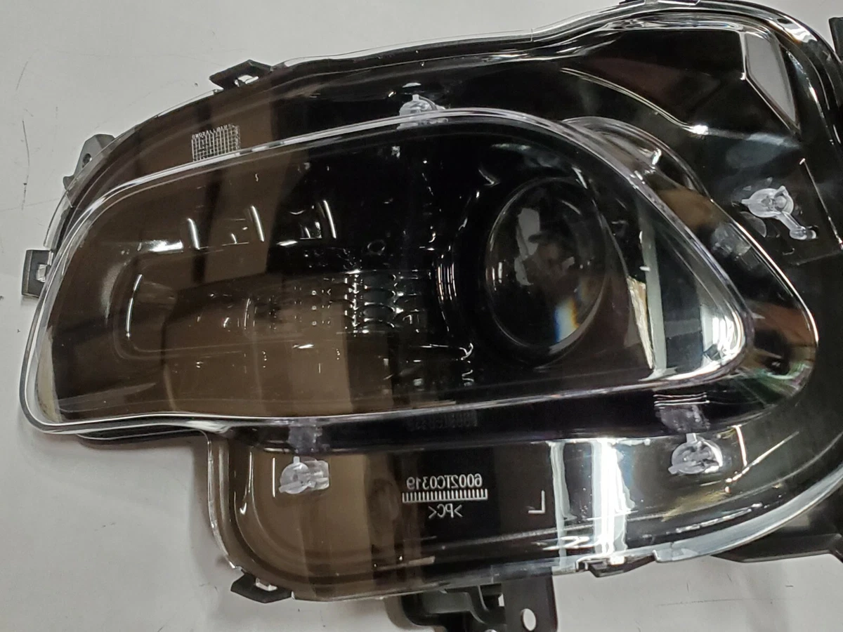 Headlight Black LH HID/Xenon Fits 2014-18 Jeep Cherokee 68102849AG 
