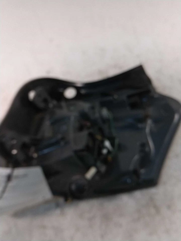 Cuarto de luz trasera del conductor montado en panel para 10-12 LEXUS HS250H 409168 Foto 2 de 3