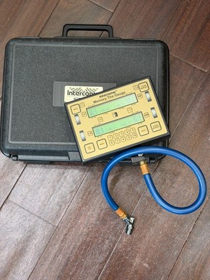 Intercomp 102058 Digital Memory Tire Pressure Gauge Racing w/ Case