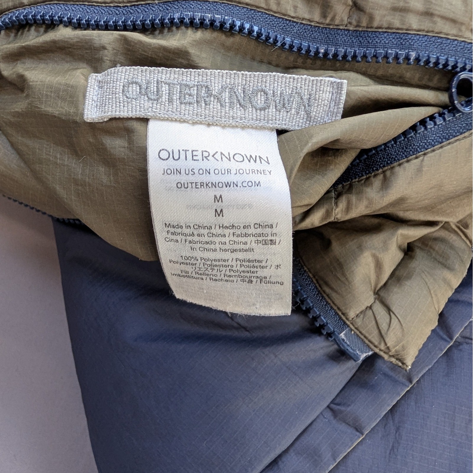 Outerknown Reversible Down Jacket Mens M Hooded P… - image 13