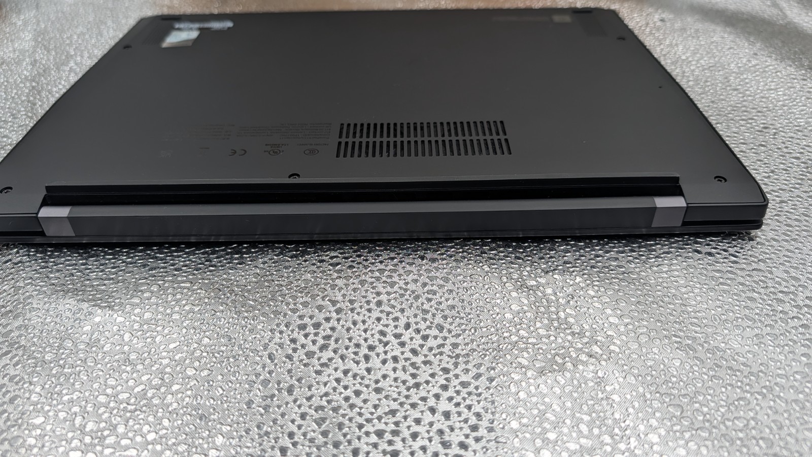 Lenovo ThinkPad X1, 14-Inch Laptop, with i7-1355U, 512 GB SSD (Solid State Drive)