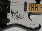 UTOPIA SIGNED BLACK ELECTRIC GUITAR TODD RUNDGREN KASIM SULTON PSA COA — photo 2