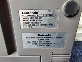 Nintendo Entertainment System NES Console NES-001 | 2 Controllers Pwr & TV Wire