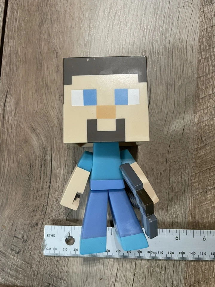 Фигурка Minecraft Steve 6 дюймов винил ПВХ с насечкой Jinx Spin Master Mojang с мечом - Изображение 2 из 4
