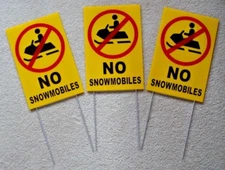 3 NO SNOWMOBILES WITH SYMBOL 8X12 Plastic Coroplast Signs with Stakes NEW yellow