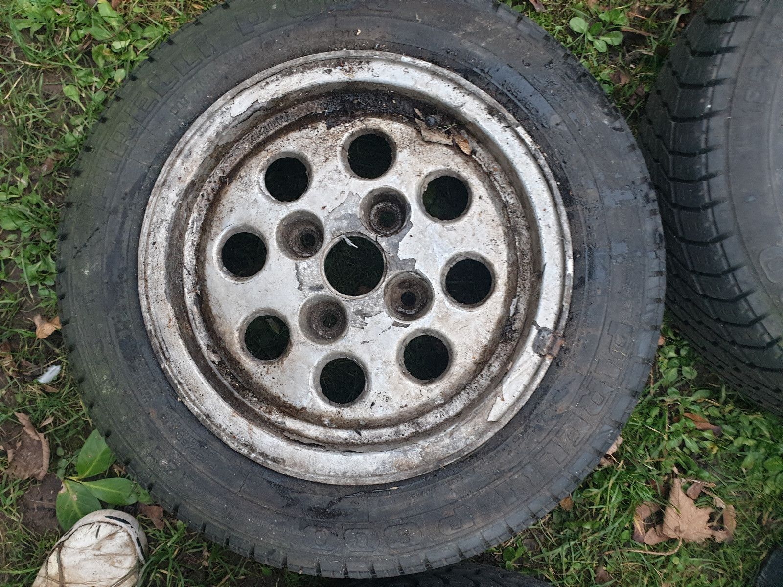 Ford Fiesta XR2 mk2 pepper pot alloy wheels eBay