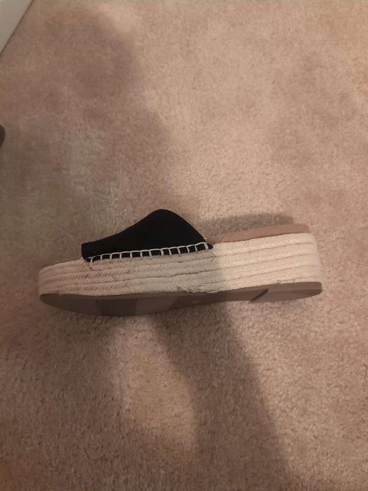 Style & Co Zapatilla Mujer Negra 5.5M Foto 4 de 4