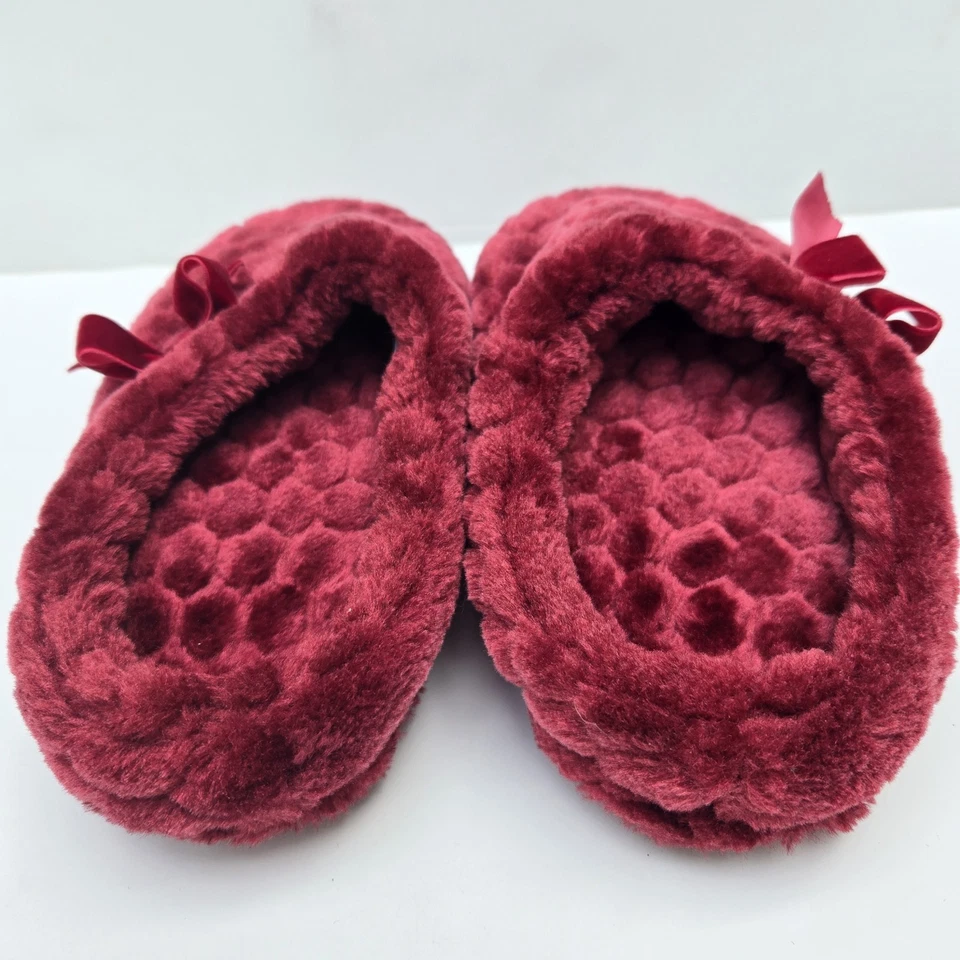 Chinelos LIZ CLAIBORNE Favo de Mel Pelúcia Espuma de Memória Tamanco Borgonha Tamanho 7/8 Macio - Imagem 4 de 4