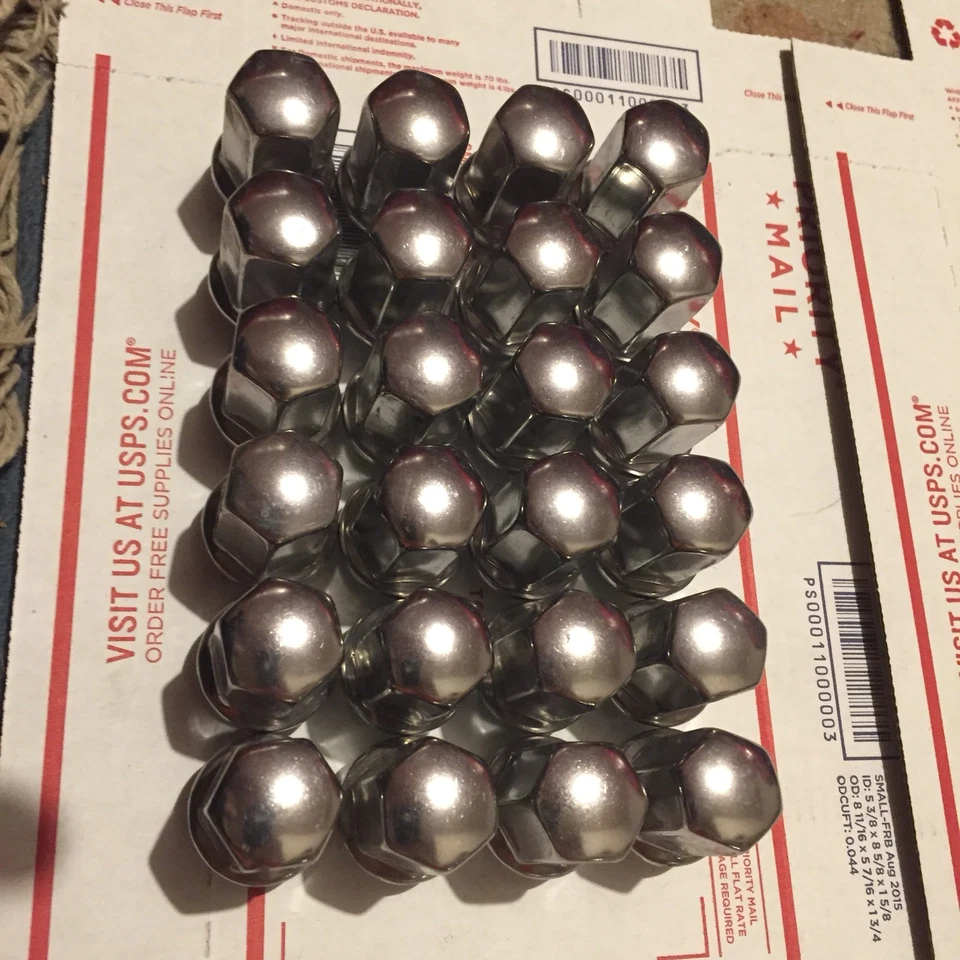 GMC Acadia Chevy Traverse Buick Enclave Outlook Acero Inoxidable 14x1.5 NTO Tuercas Foto 4 de 4