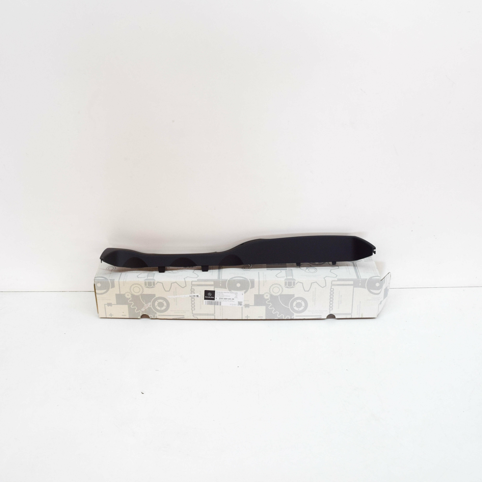 MB C W204 Instrumententafel Tachometer untere Abdeckung RHD A2046890939