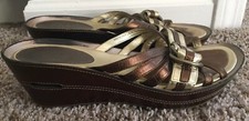 COLE HAAN NikeAir G Series Gold Tone Bronze metallic Leather Wedges Size 10 B