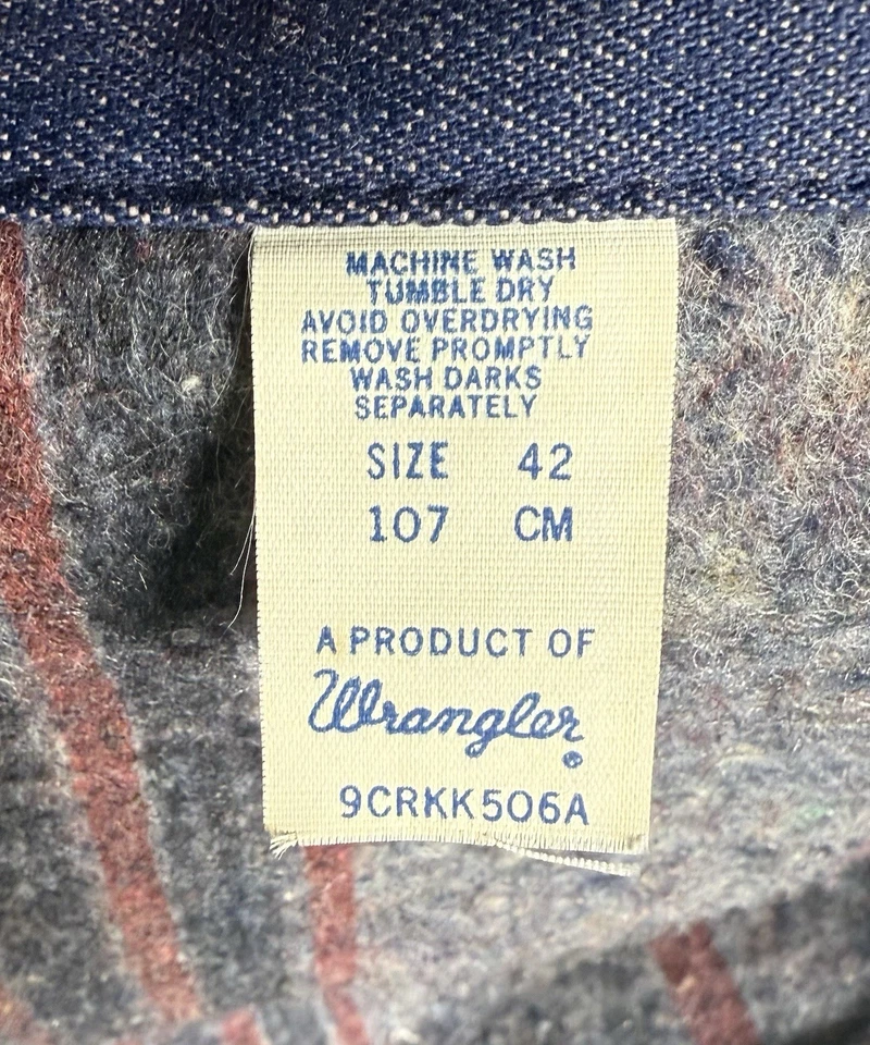 Vintage 70’s  Wrangler USA MADE Denim Chore Coat Blanket Lined. Size 42 - Image 3 of 4