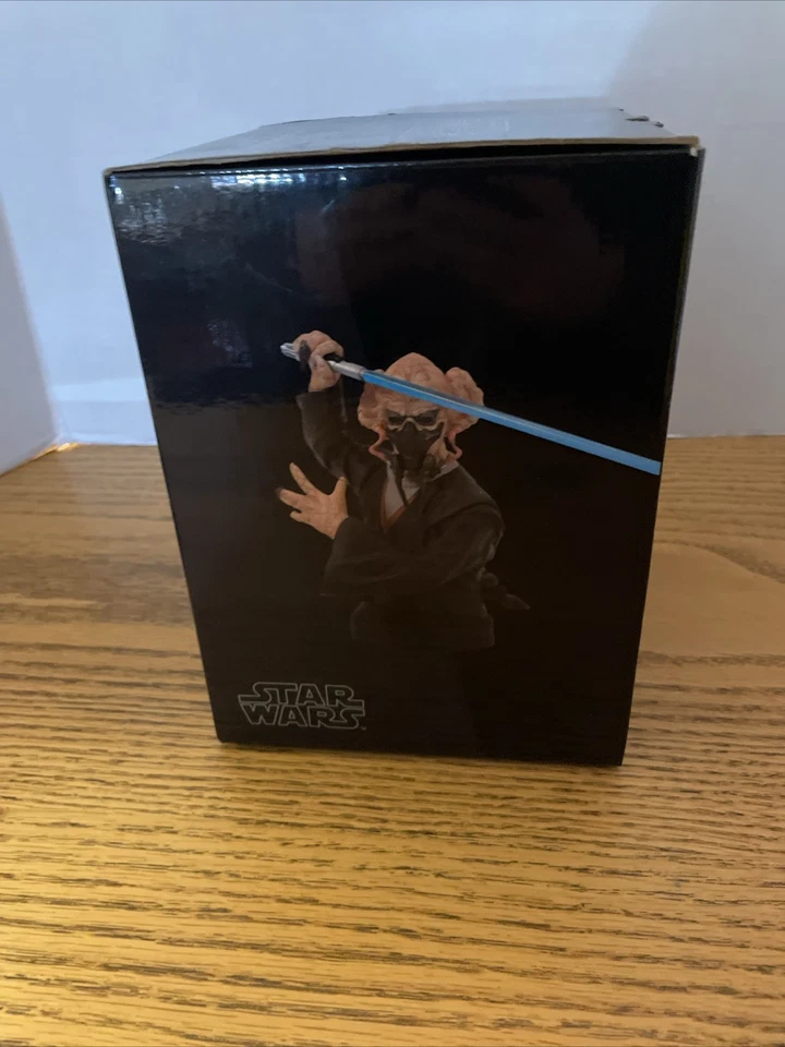 Star Wars 30 Year Plo Koon Collectible Mini Bust 3970/4500 Gentle Giant ROTS - Image 3 of 4