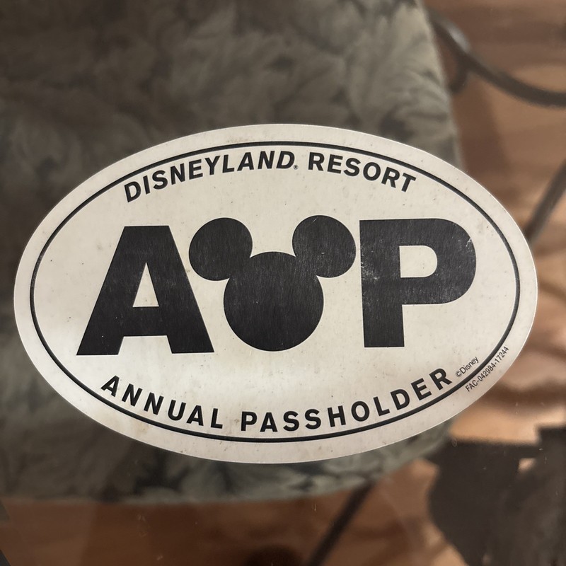 Disneyland Resorts Annual Passholder AP CAR magnet