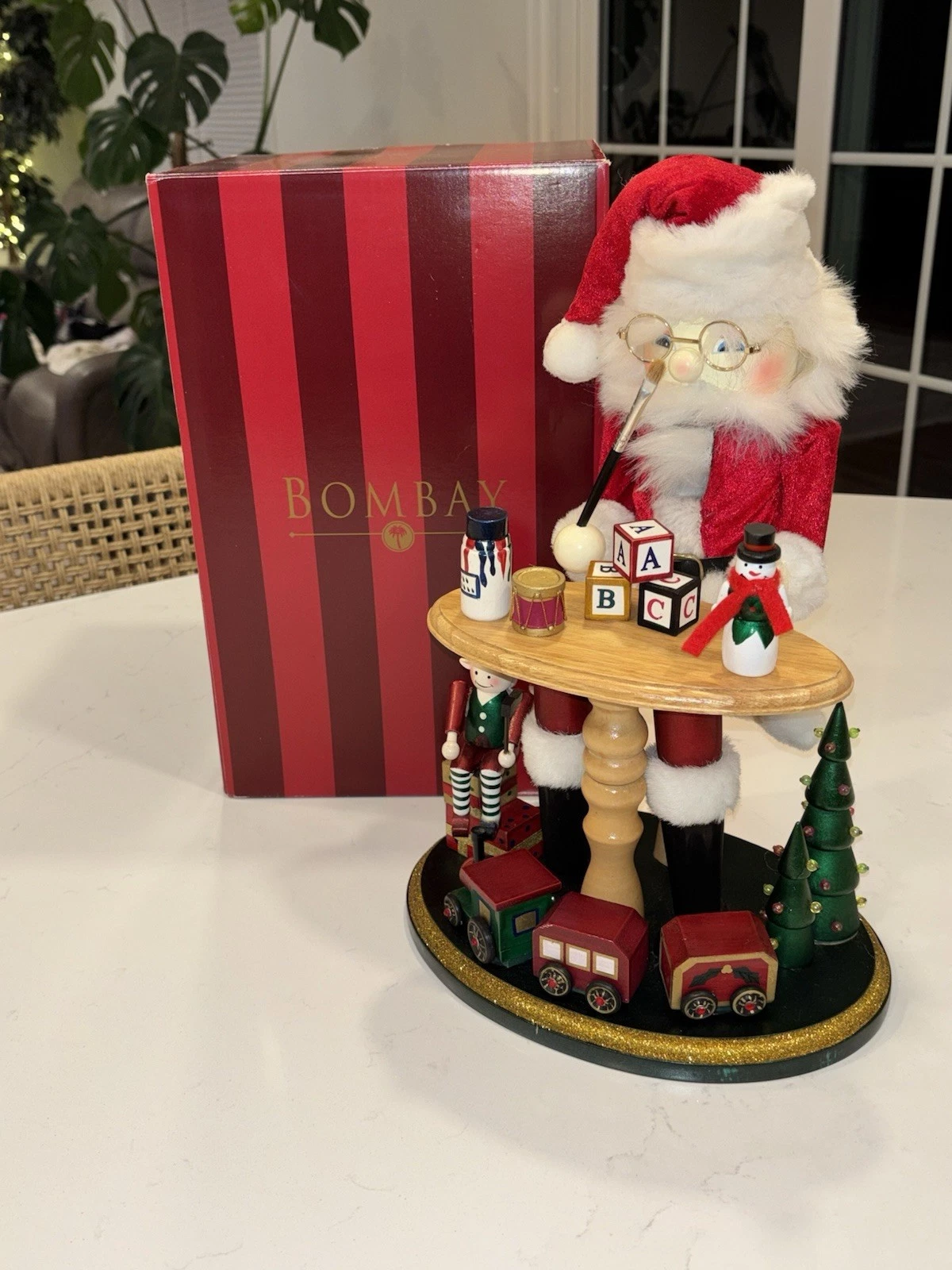 VTG Bombay Company 14 Inch Santas Workshop Nutcracker In Box Christmas 5858451
Opens in a new window