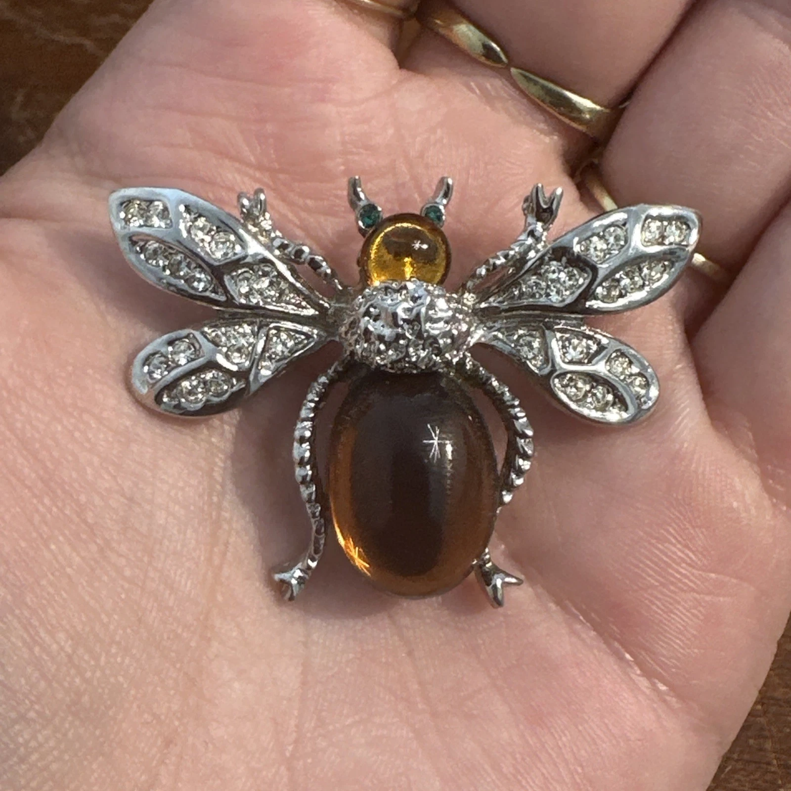 Petite Broche abeille/Bourdon ? Argentée Tête Abdomen Orange , Bijoux Fantaisie