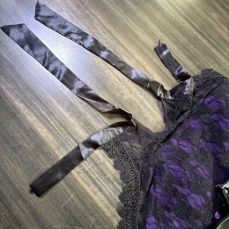 Purple Dress Lace Corset Halloween Costume Party Dress Medium - Image 4 of 4