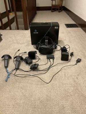 HTC Vive Virtual Reality Console Complete in box