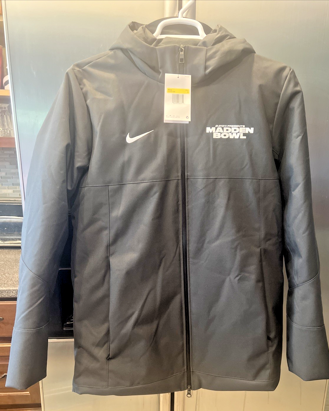 SACAI X NIKE Parka uomo Nike DJ6526 060 EA Sports Madden Bowl Down Fill antracite nuovo con etichette S