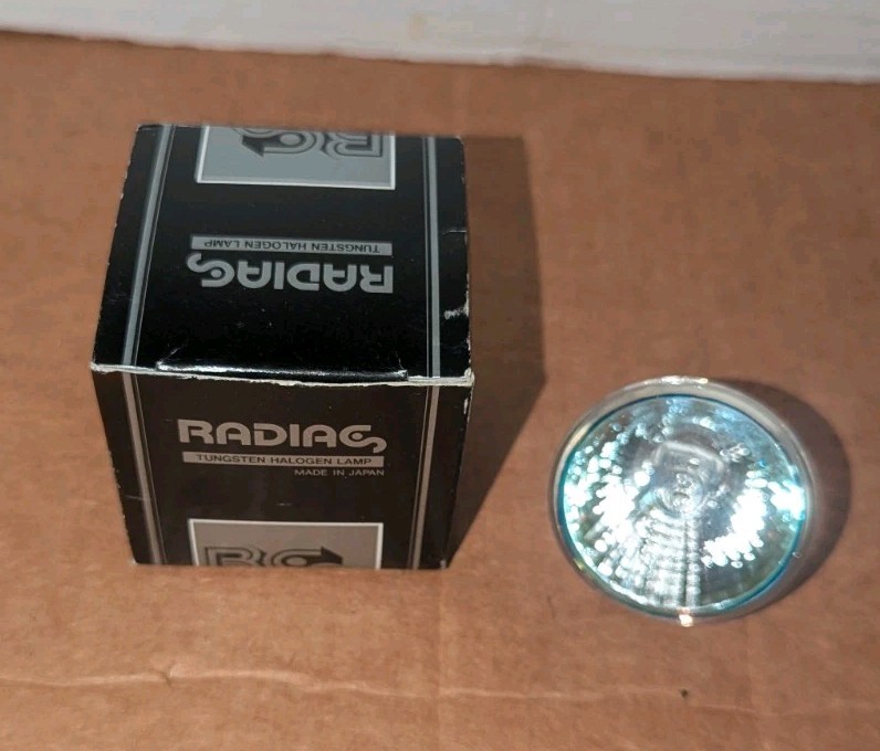 2pcs ELH 300W Replacement Bulb For Eastman Kodak CAROUSEL 600H